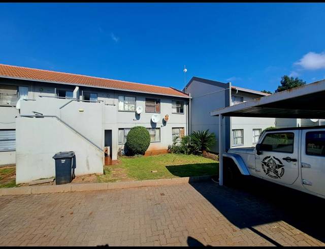 3 BEDROOM APARTMENT FOR SALE IN DIE HOEWES